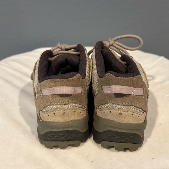 Women’s Columbia shoes size 6 - Picture 5 of 5